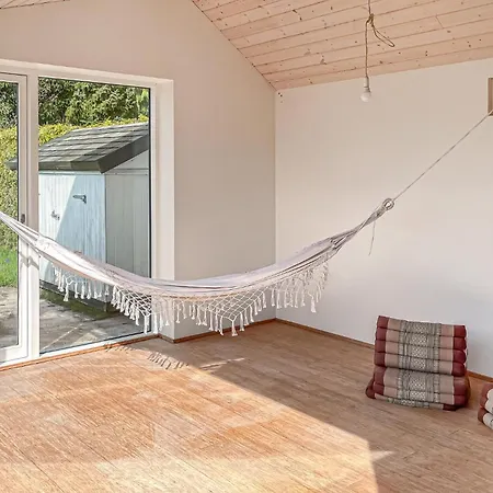 3 Bedroom Gorgeous In Holiday home